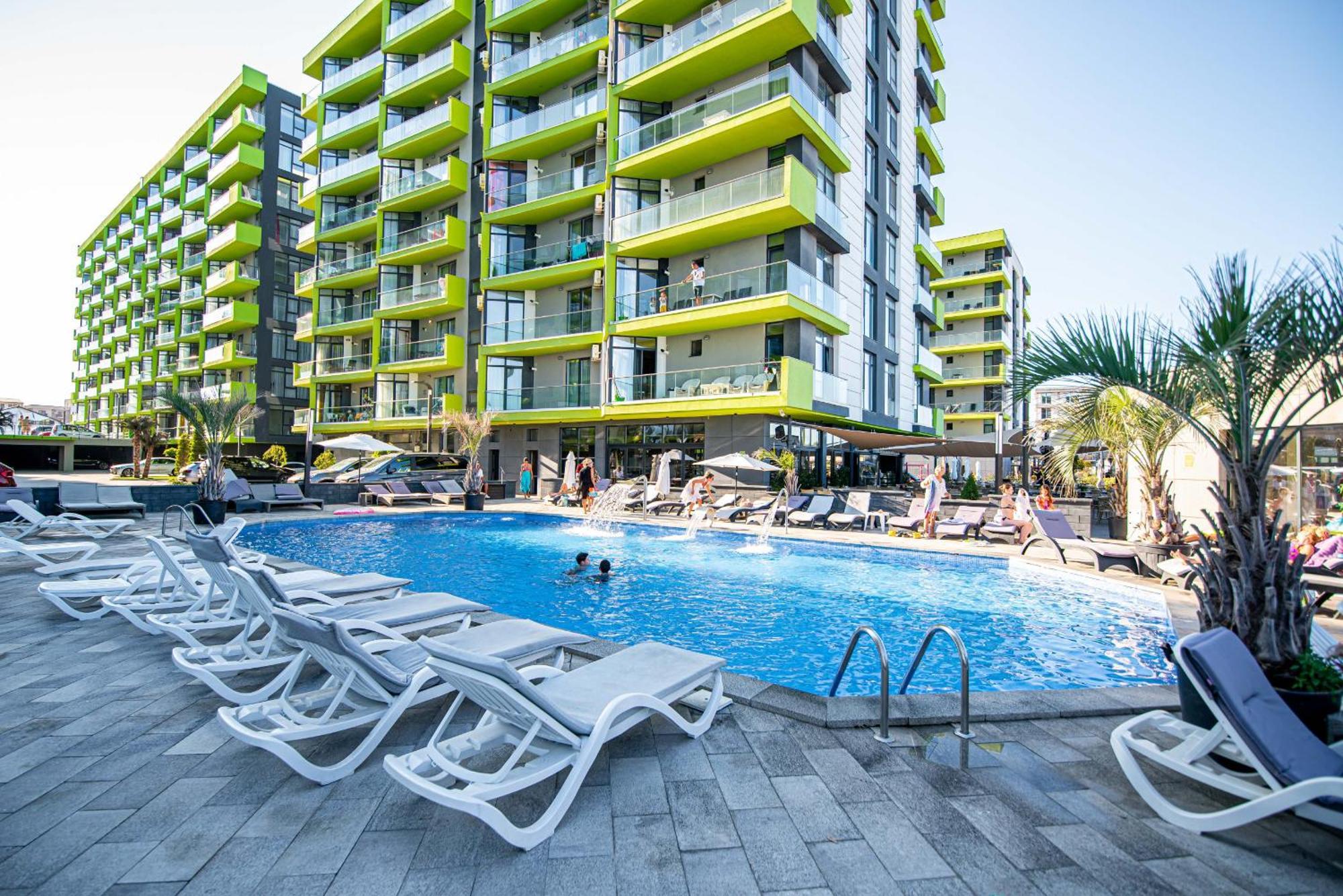 Aquamarine - Pool & Spa Beach Resort Năvodari Exterior foto