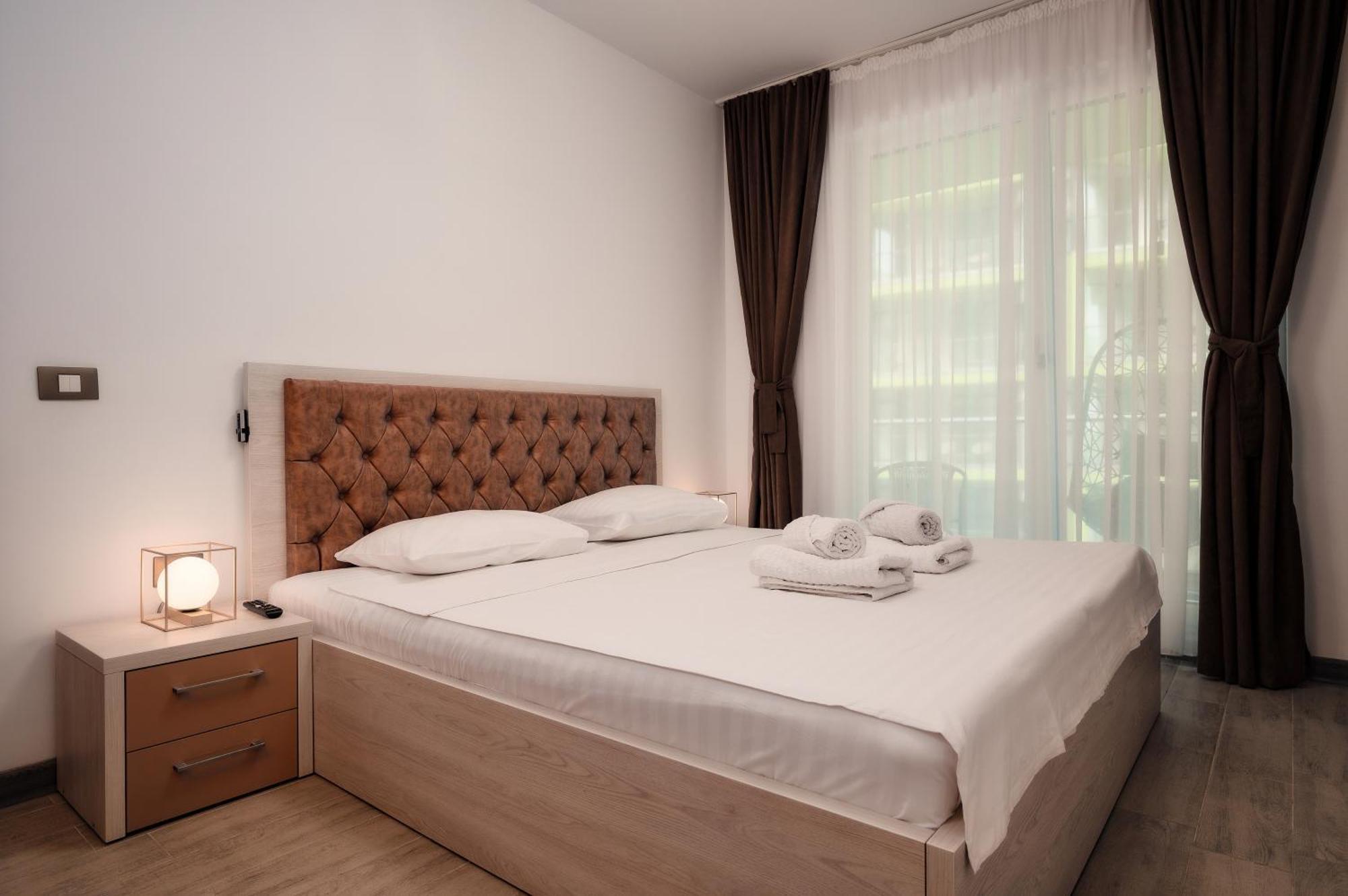 Aquamarine - Pool & Spa Beach Resort Năvodari Exterior foto